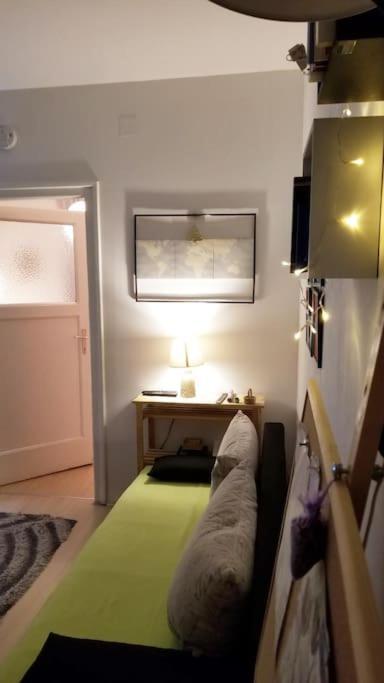 Atelier 12, Feeling Like An Artist! Promo Price Leilighet Beograd Eksteriør bilde